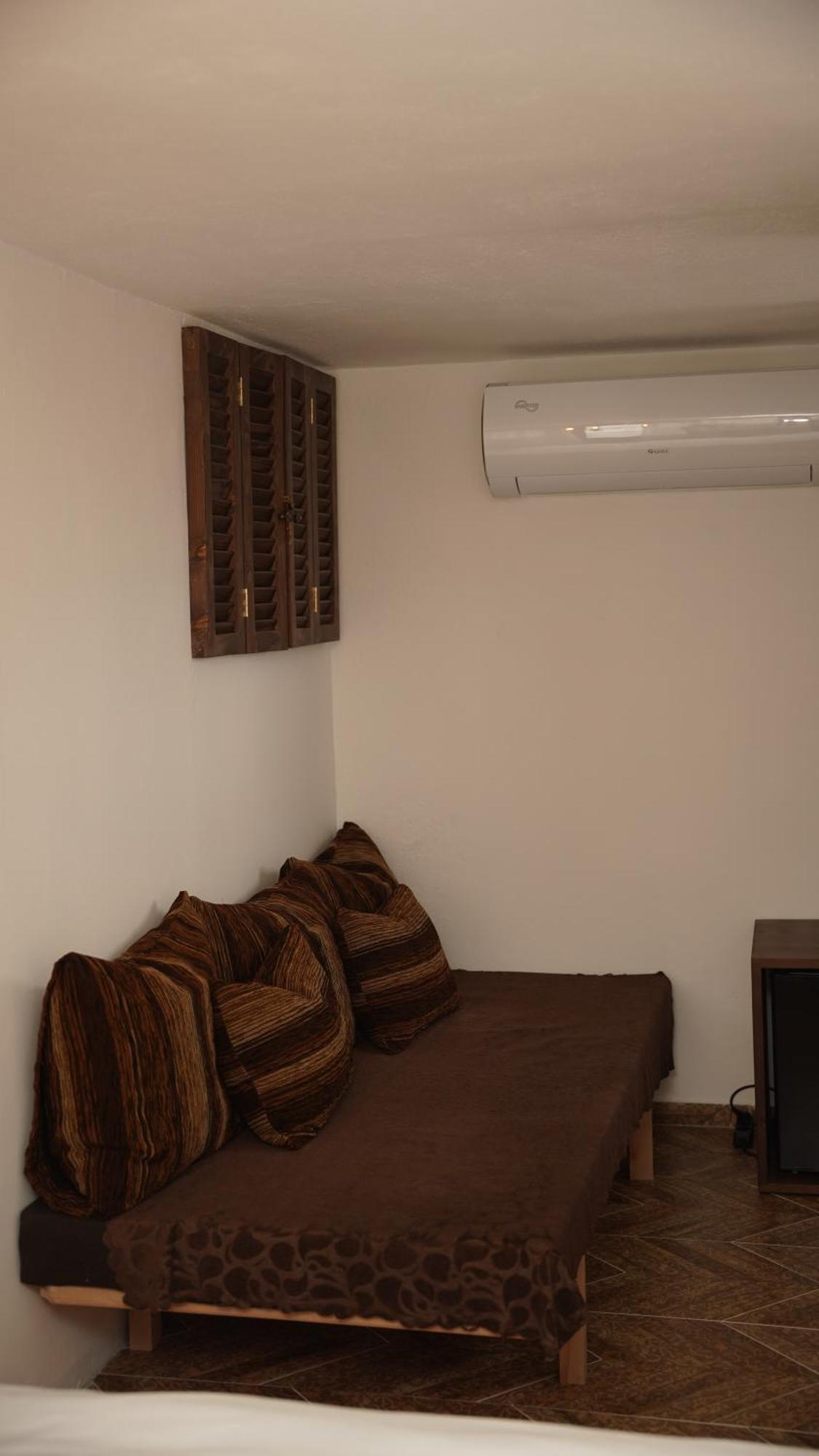 Relax Inn Korça Kültér fotó