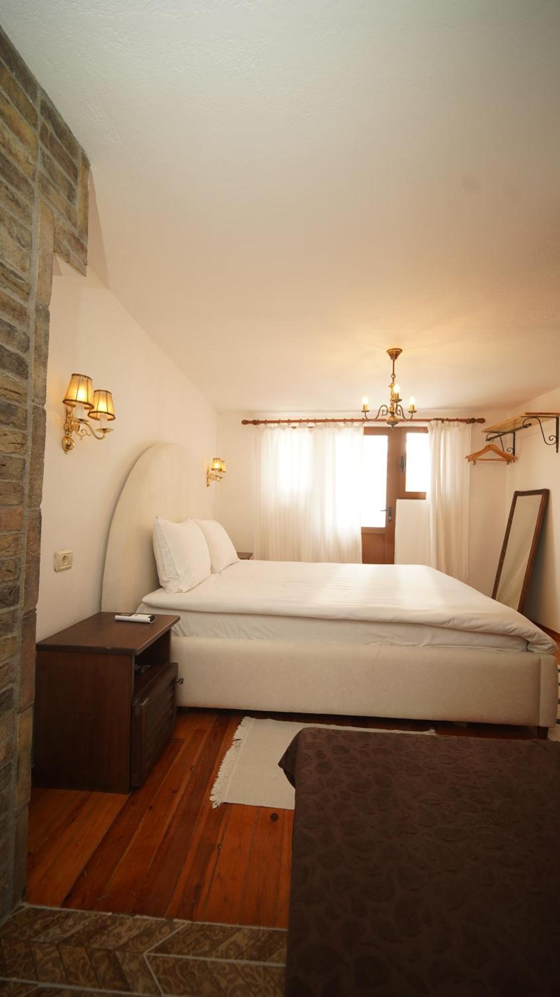 Relax Inn Korça Kültér fotó